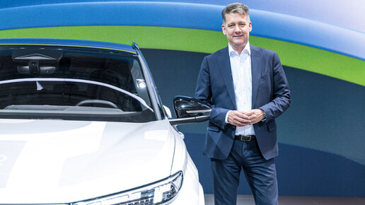 Audi-Chef Döllner: "Die Zukunft des Autos ist ganz klar elek­trisch!"
