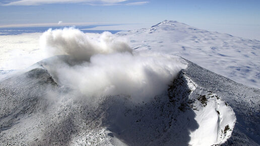 Mount Erebus: Vulkan in der Antarktis spuckt Goldstaub aus