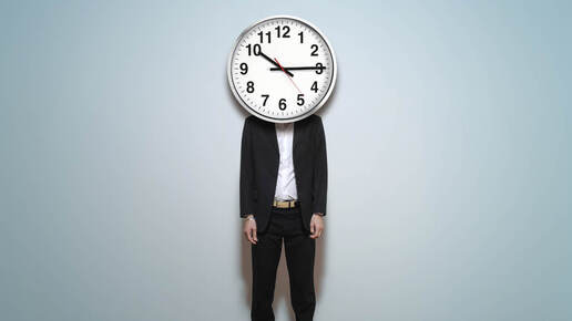 Minusstunden im Arbeitsrecht: So regeln Sie den Umgang mit Minusstunden