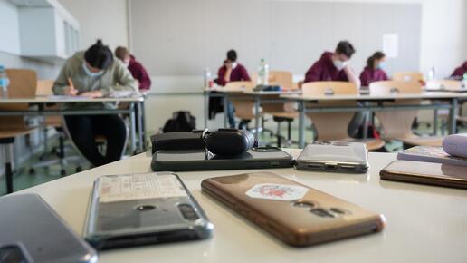 CDU-Generalsekretär fordert striktes Handyverbot an Grundschulen