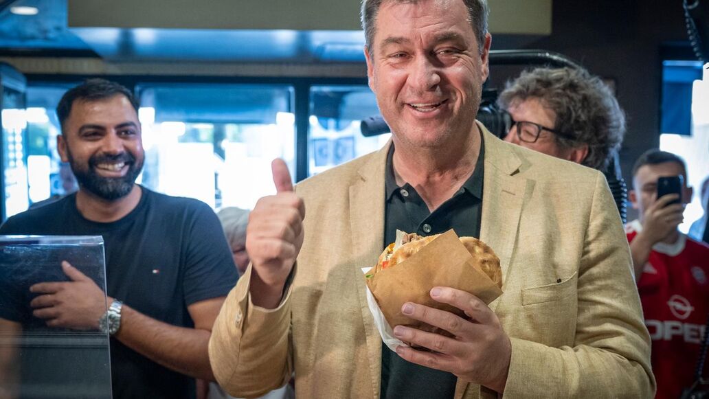 Bayerns Ministerpräsident Markus Söder gründet eigene Döner-Marke als persönliche Kommunikationskampagne in sozialen Medien
