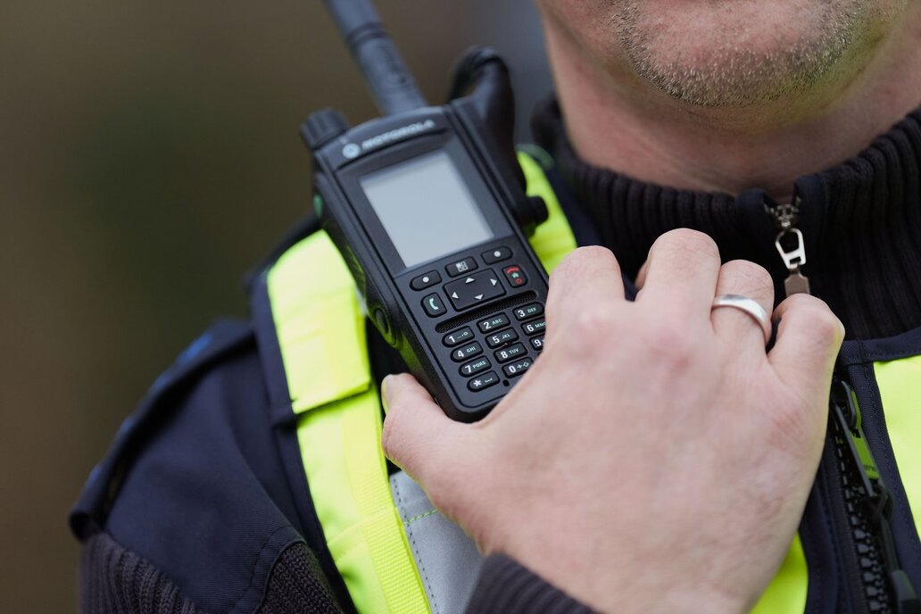 Telekom und Motorola rüsten 5G-Netz für Polizei & Co. auf – „Mission Critical Services“ sollen BOS-Funk ersetzen