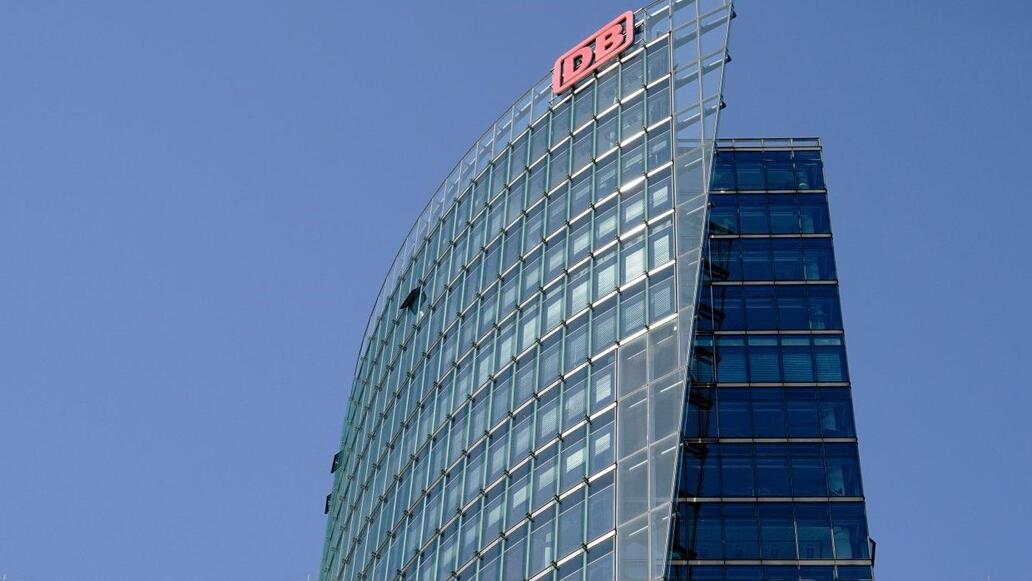 Deutsche Bahn schreibt Kommunikationsetat in vier Losen mit Gesamtvolumen von rund 130 Mio. € öffentlich aus