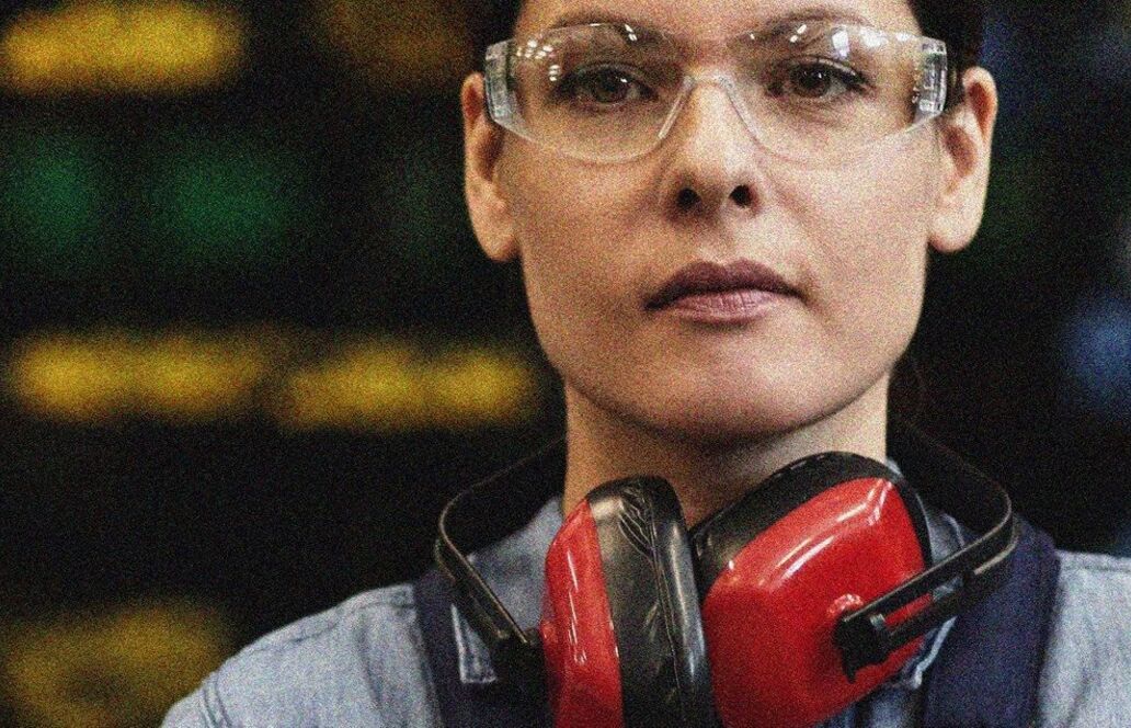 Lycra-Fasern revolutionieren Baustellenkleidung – flexibel, langlebig und recycelt