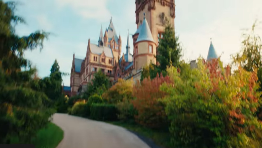 Mit „Wicked“-Kooperation verwandelt Deichmann Ladenfläche in Instagram-taugliches Erlebnis – Fokus auf junge Zielgruppen