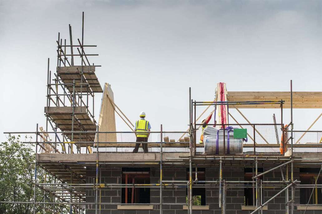 Baugenehmigungen steigen erstmals seit Jahren – Wohnungswirtschaft fordert echte „Fast Lane“
