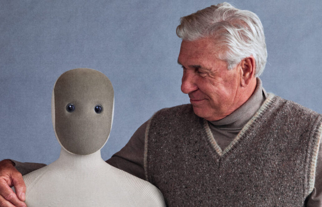 Haushaltsroboter „Neo“ von 1X startet im Vorverkauf – KI-Assistent soll ab 2026 Wäsche falten und aufräumen