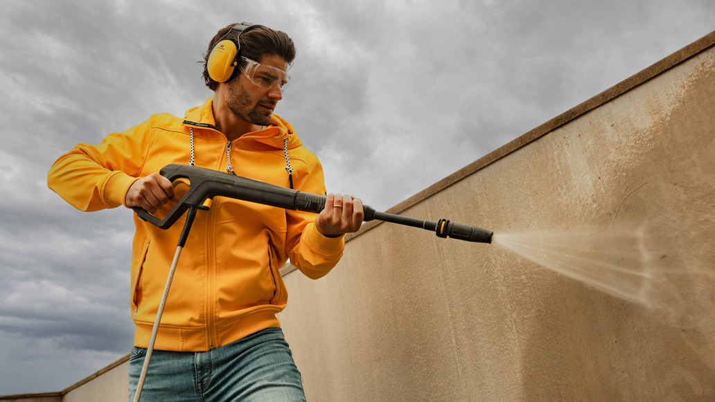 Overtec: Holzzementplatten steigern Nutzfläche und sparen CO₂ – bis zu 20 % mehr Loggia-Fläche im Neubau