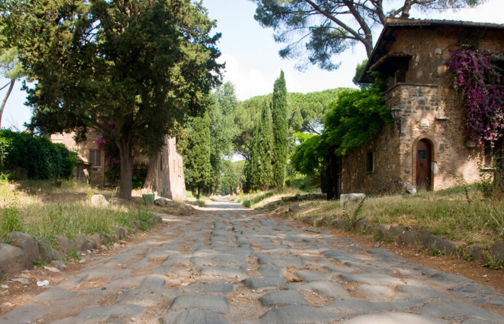 2000 Jahre alt und stabil: Das Geheimnis römischer Straßen