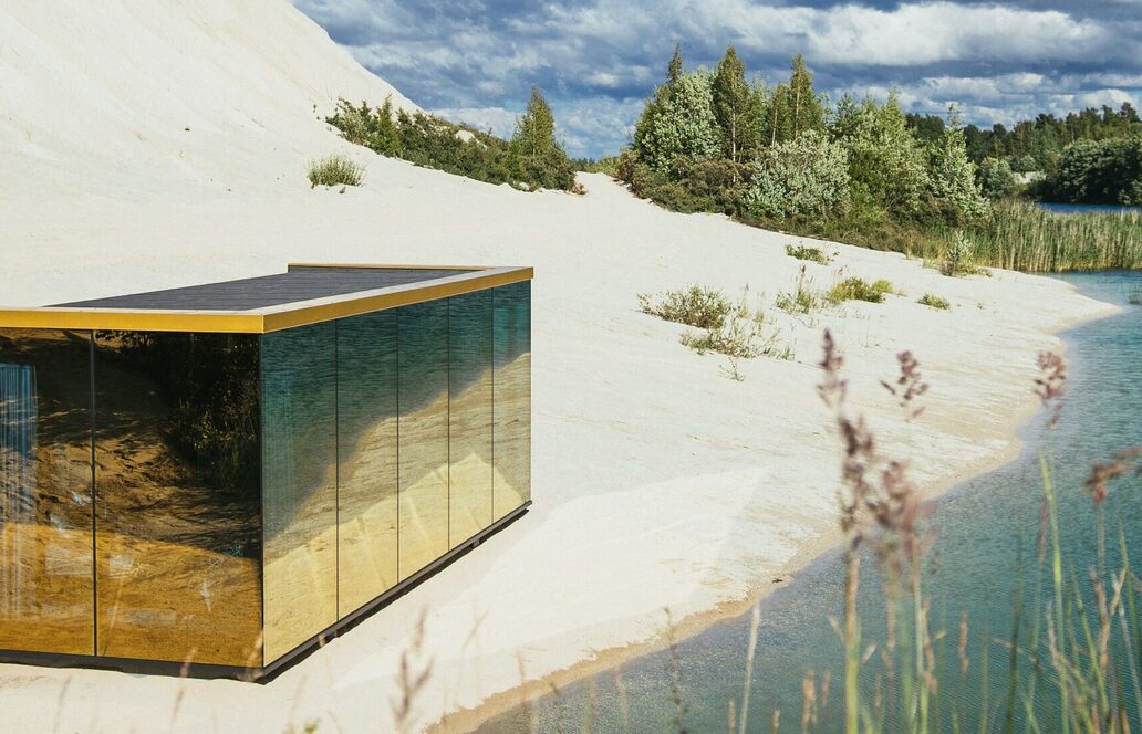 Golden House: Luxus-Tiny Home in Goldoptik – limitiert auf 79 nachhaltige Designobjekte