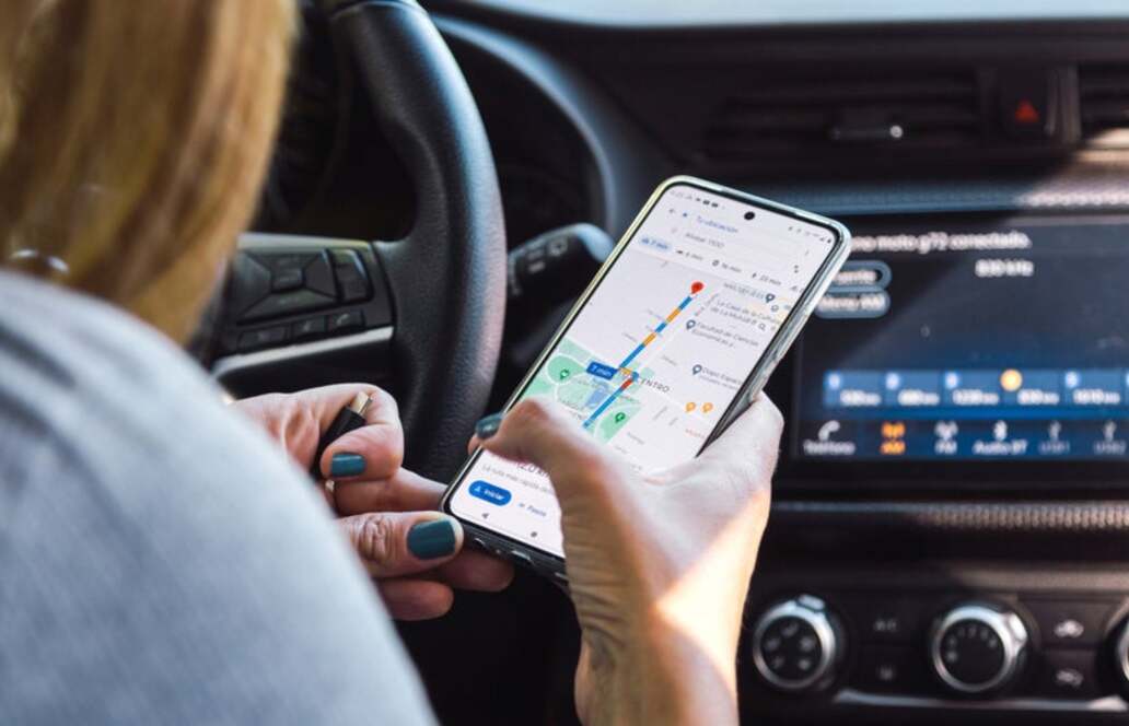 Nervige Suche nach freien Ladesäulen: Wie Google Maps E-Autofahrern jetzt mit einer Neuerung dabei hilft