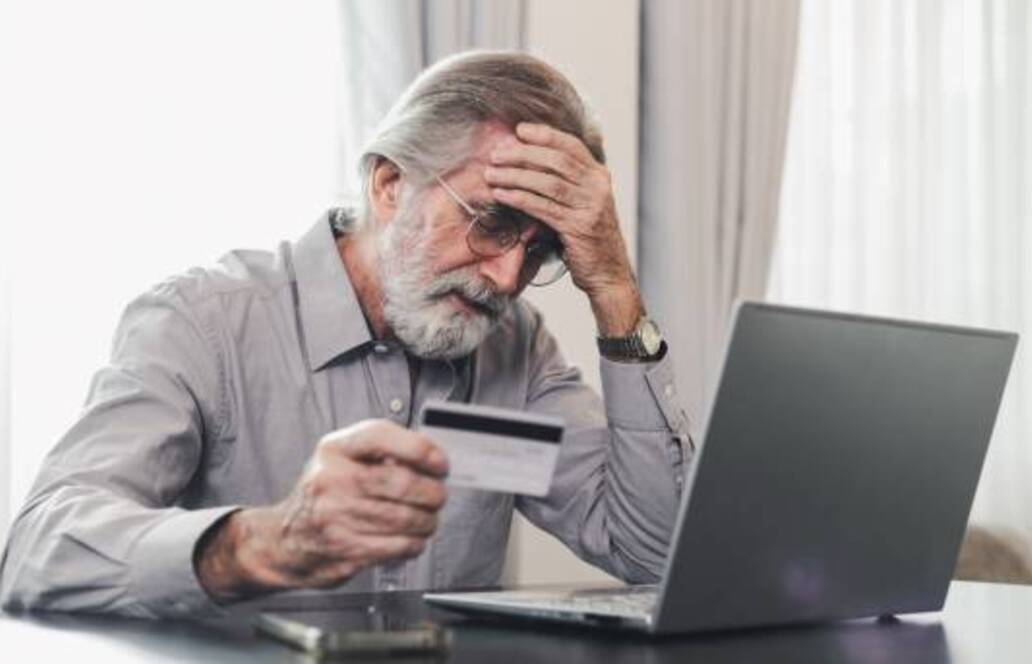 Großrazzia: Schlag gegen die Werbe-Industrie des Anlagebetrugs