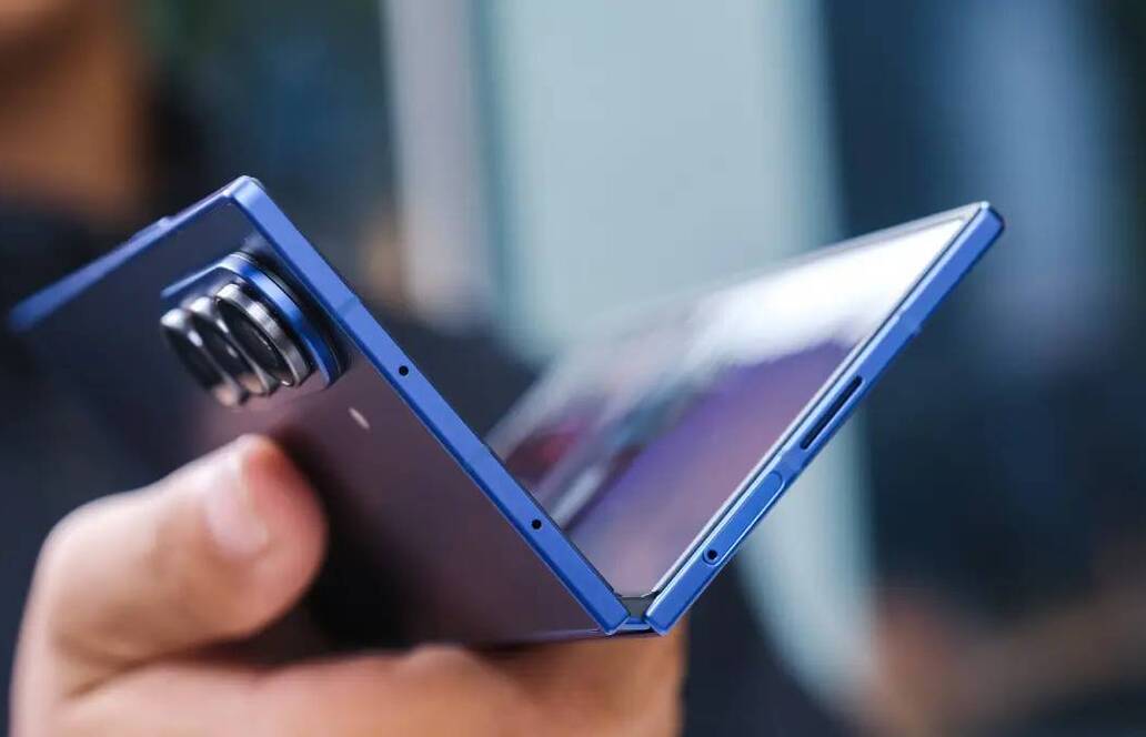 Faltbare Smartphones wachsen weiter – Samsung und Huawei treiben Markt, Apple-Einstieg 2026 erwartet