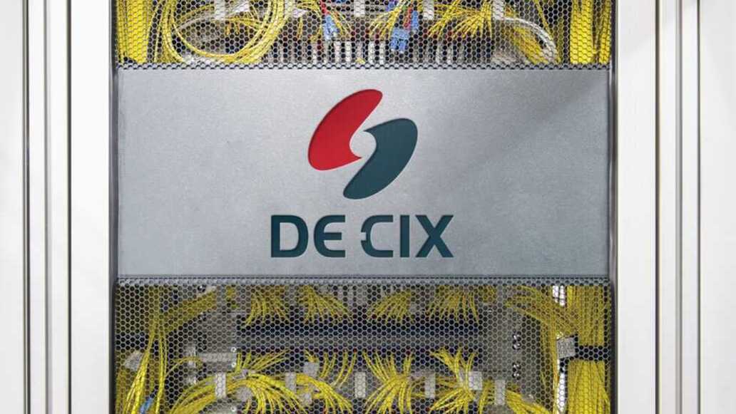 Neuer Spitzenwert im globalen Datenverkehr: 26,99 Tbit/s am 9. Dezember 2025 bei Champions-League-Spieltag