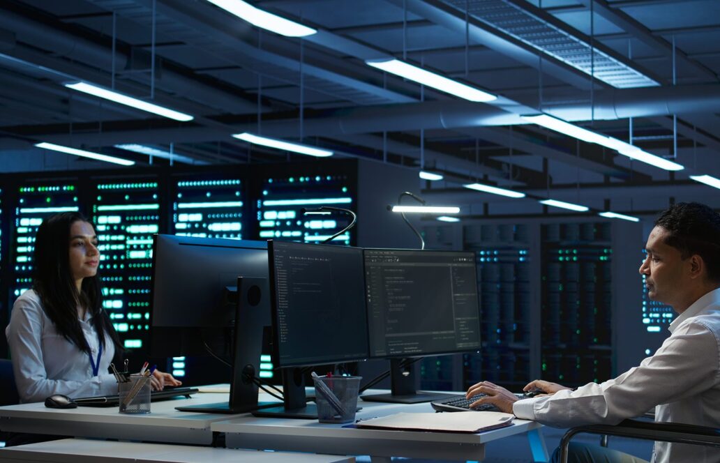 McKinsey-Studie: Frauenanteil in Tech-Jobs in Europa sinkt – besonders große Lücke bei KI- und Führungsrollen