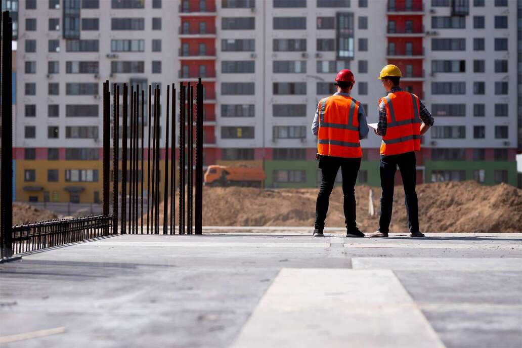 Wohnungsbau in der Krise: Experten sehen strukturelle Probleme statt Lösung durch staatliche Baugesellschaft