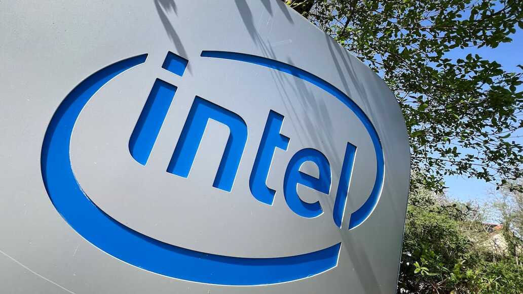 Intel legt 53 % in neun Tagen zu: Turnaround-Fantasie treibt Aktie
