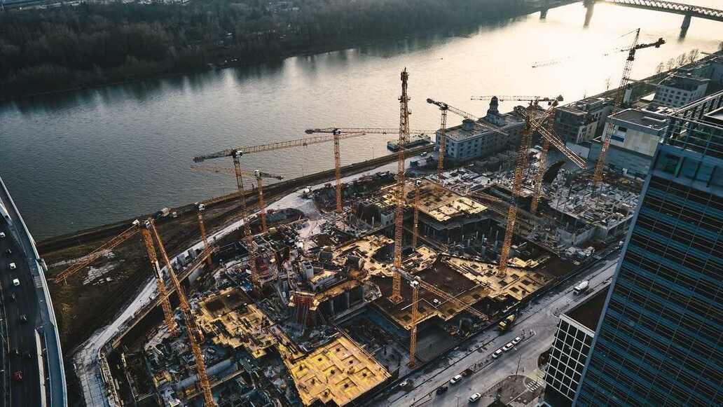 Digitalisierung und KI verändern Bauindustrie grundlegend – Bentley Systems sieht Produktivitätsschub