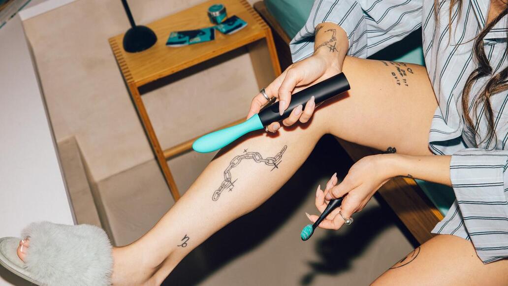 Amorelie und Happybrush machen Aprilscherz zum Produkt – „Pleasure“-Zahnbürste sorgt für Buzz