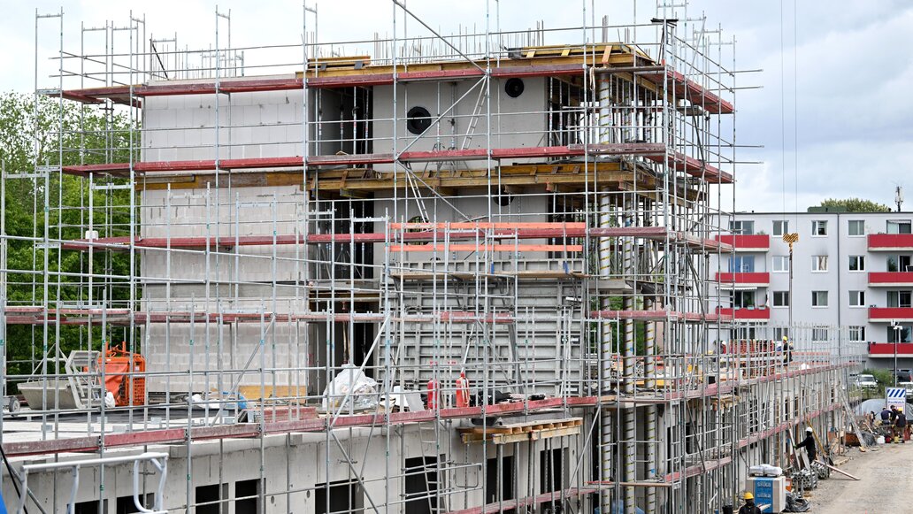 Wohnungsbau verteuert sich deutlich – Baupreise steigen um fünf Prozent