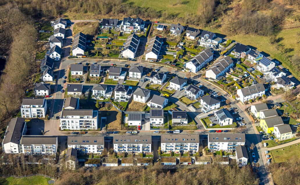 Immowelt-Analyse: Im Umland deutscher Großstädte sparen Wohnungskäufer bis zu 52 Prozent