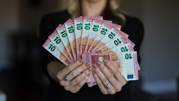 Frauen und Geld: „Vermögen kommt von mögen …“-article-image